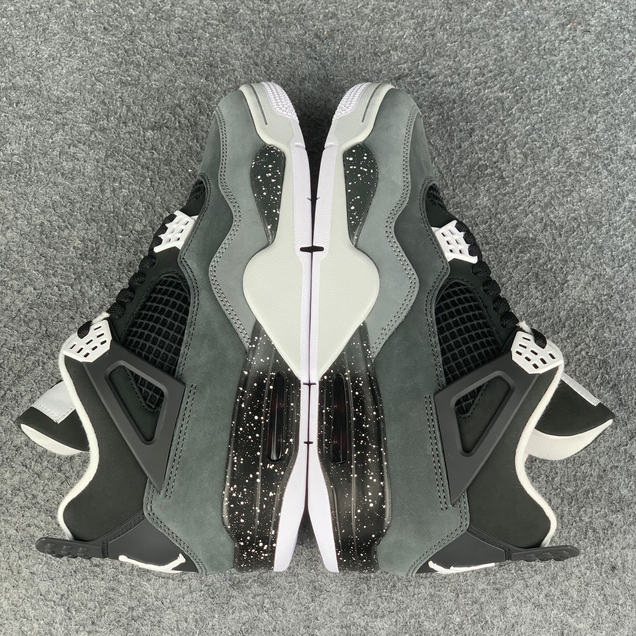 Air Jordan 4 Retro 'Fear' 2024 Sneakers
