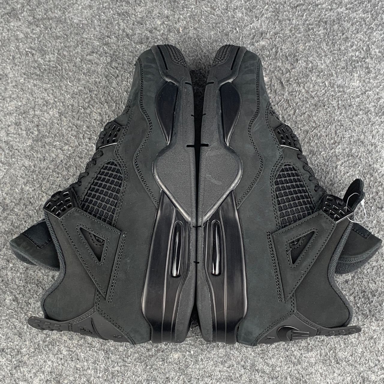 Air Jordan 4 Retro 'Black Cat' 2025 – All-Black OG Sneakers